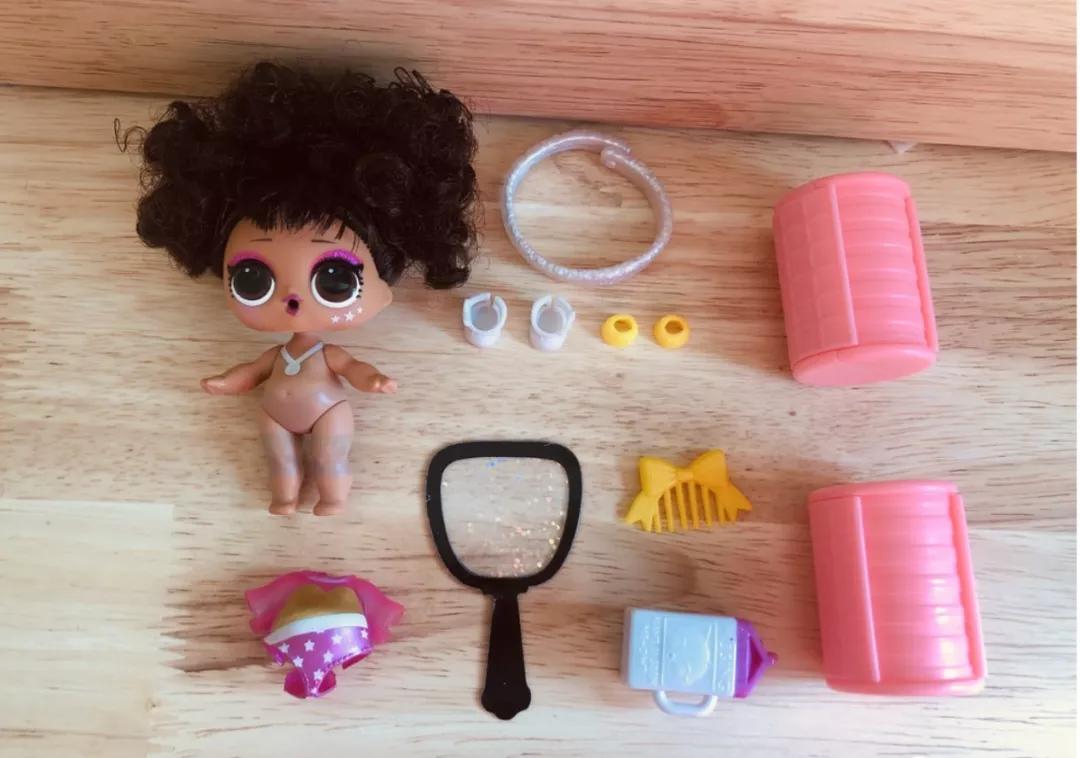 惊喜娃娃aoa,惊喜娃娃lulu