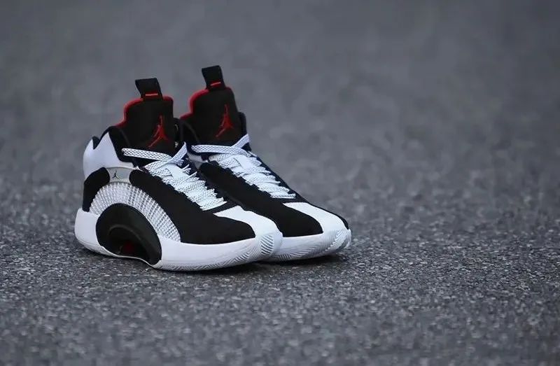 降价不减配?这双低价AJ35成了小码专属福利