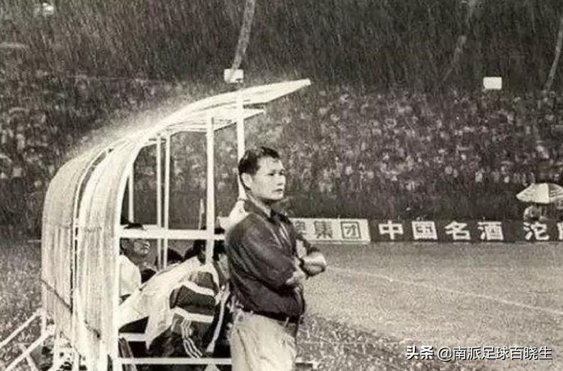 闄堜害鏄庝緺瀹㈣鐓х墖,渚犲琛岄檲浜︽槑涓撹