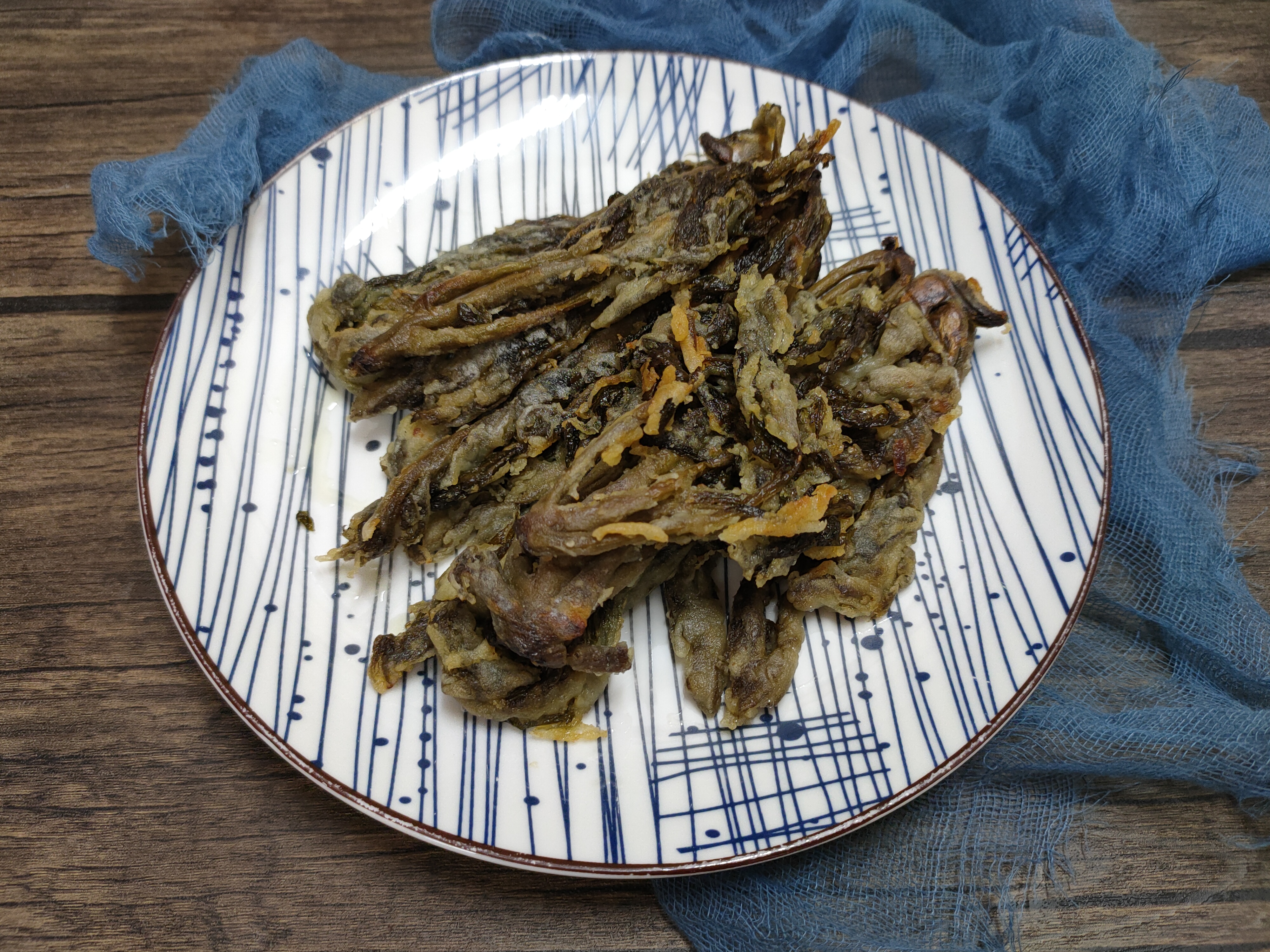 清明节香椿芽,炸风干香椿芽的做法