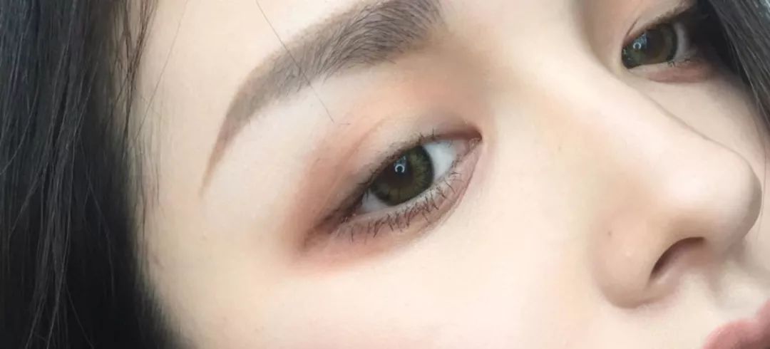 哪有那么多混血，全靠仙瞳招摇撞骗~