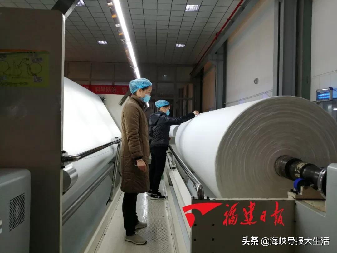 数千企业紧急转产生产口罩防护服,企业转型生产口罩防护服