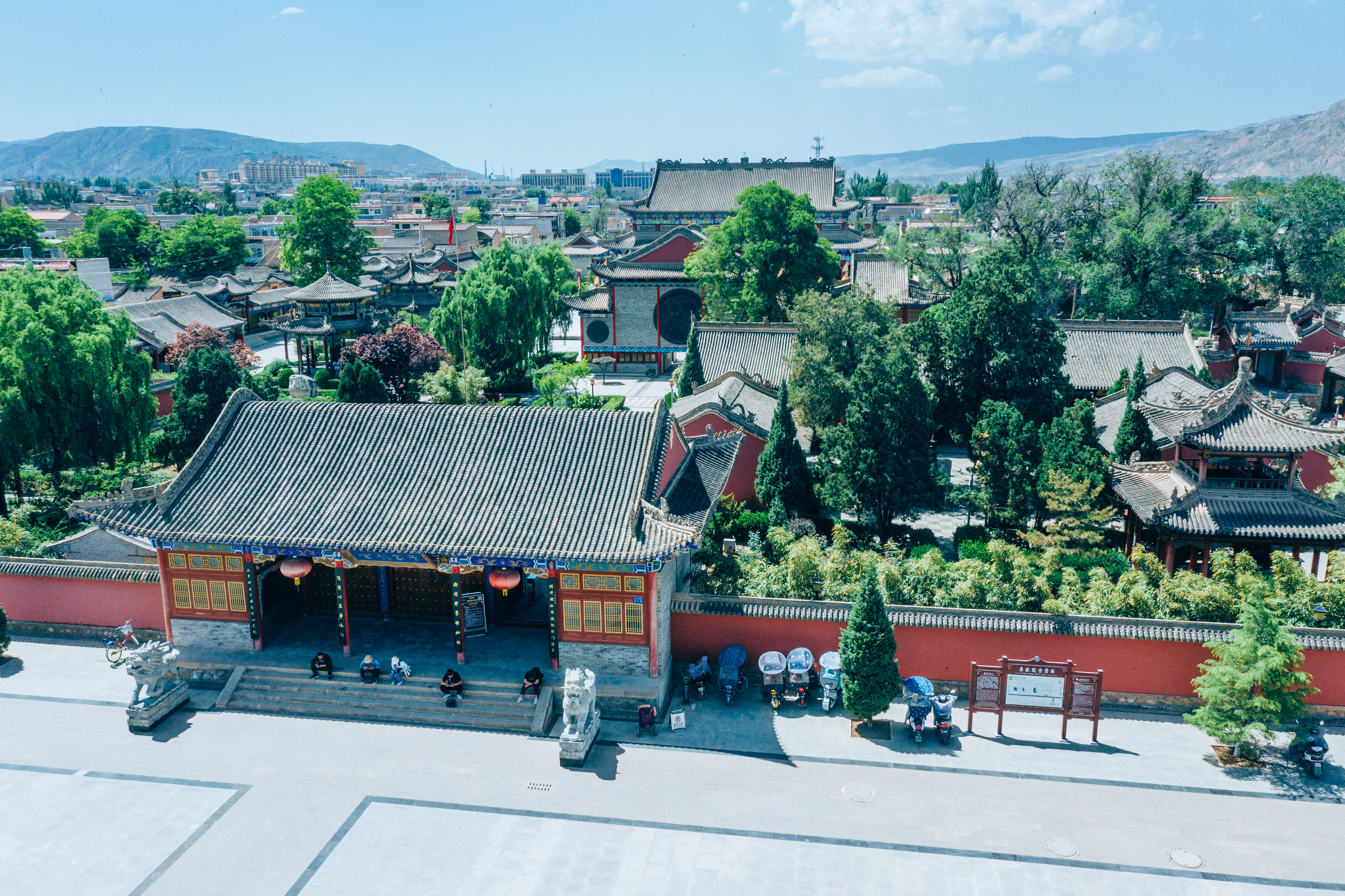 李是不是中国最强的姓氏,李为何能问鼎最强姓氏