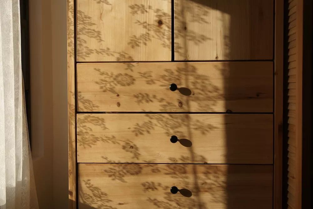 用水泥砌橱柜,用粘土捏一个好看的柜子