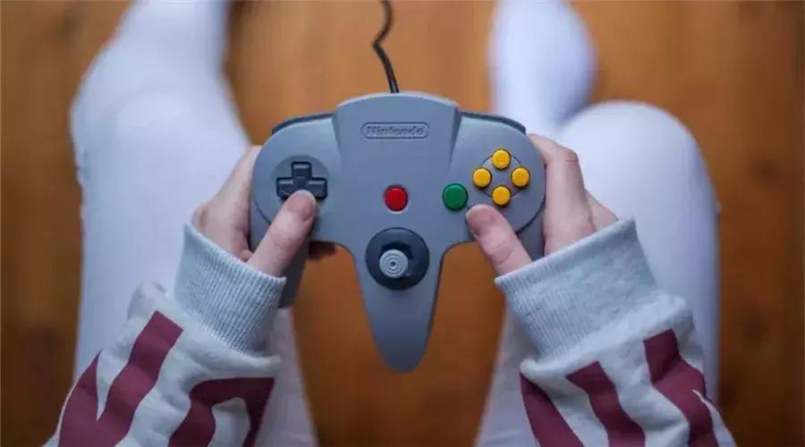 做一个微信小游戏怎么收益,微信小游戏如何获利