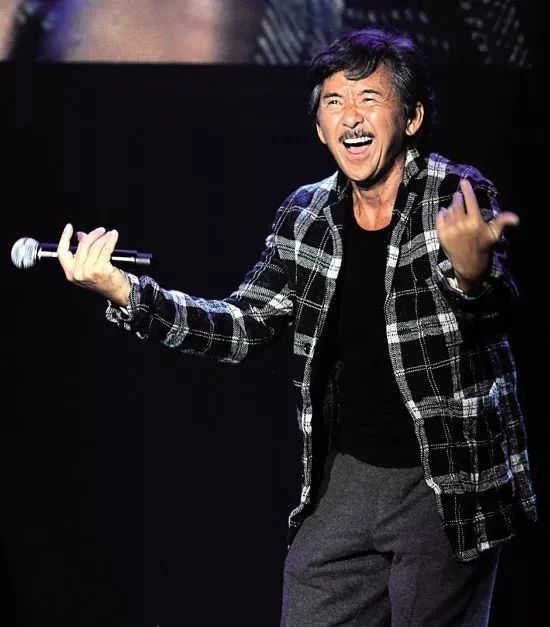 轰动香港乐坛的一首金曲,哪首歌奠定了香港乐坛的巅峰