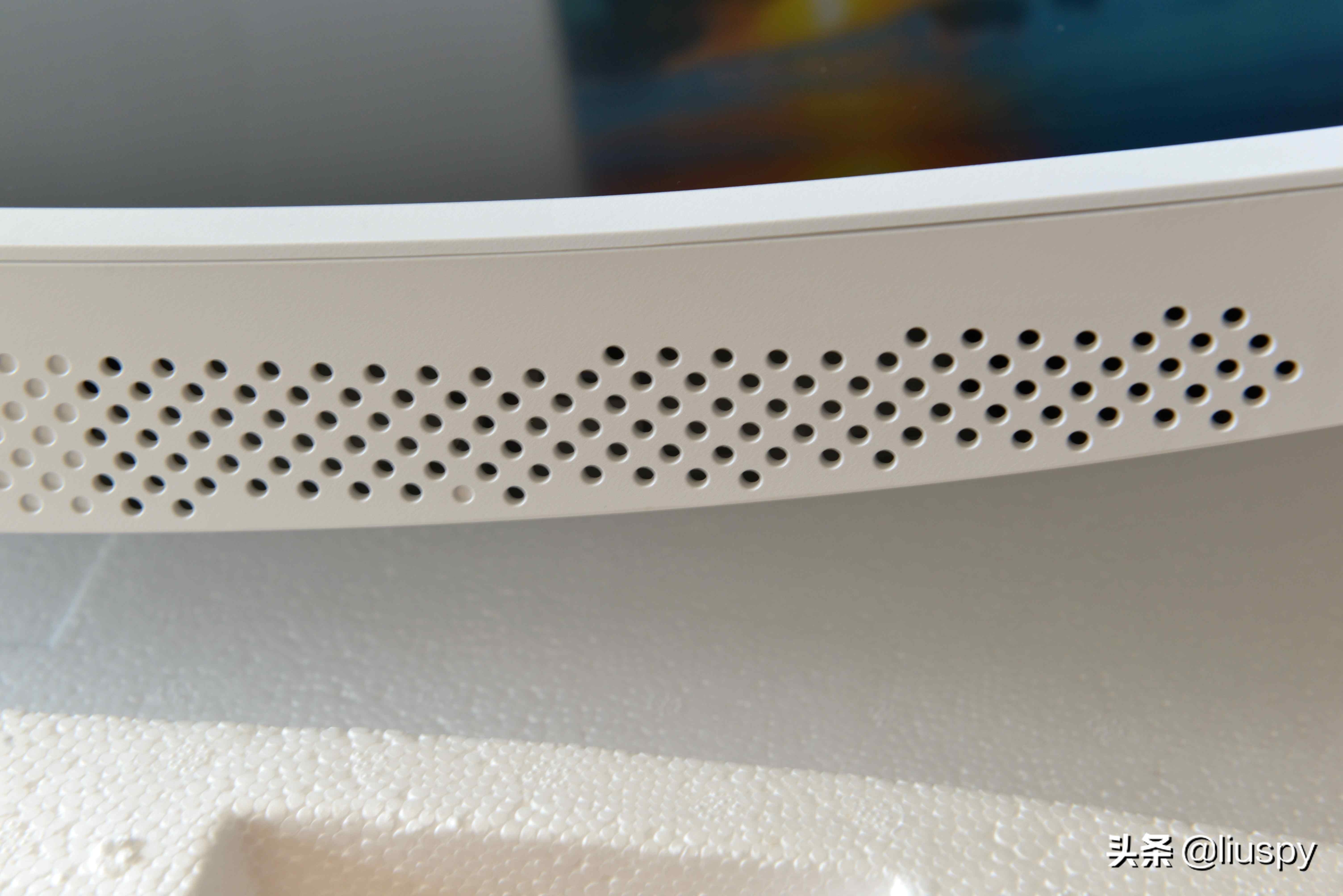 hkc34寸cg343u带鱼屏显示器评测,便宜显示器30寸