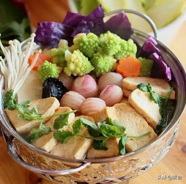 比肉还好吃的素火锅,清淡的素火锅