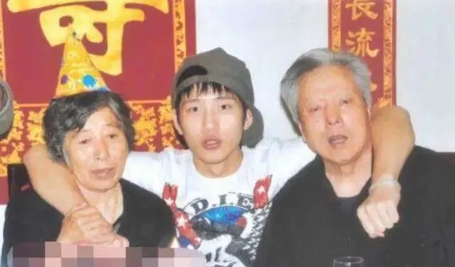 成家后最怕父母关心,成家以后父母联系的频率