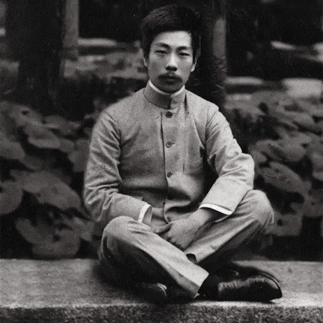 鲁迅不为人知的一面：一生爱烟，想戒却戒不掉，最后死于香烟