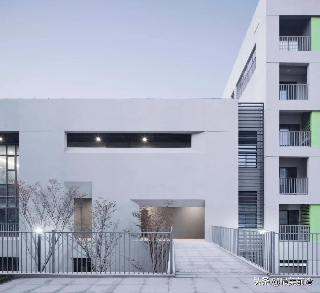 杭州湾滨海小学,杭州湾滨海小学简介