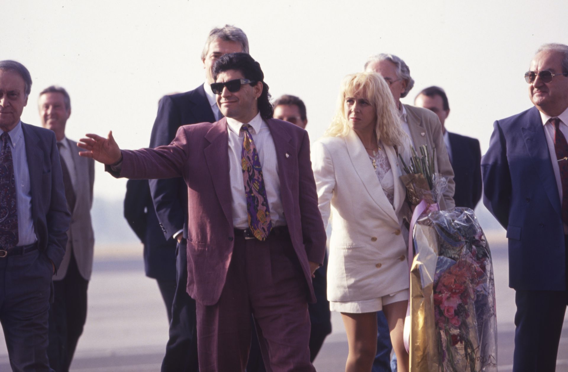 马拉多纳为什么一半天使一半魔鬼,一代球王迭戈马拉多纳