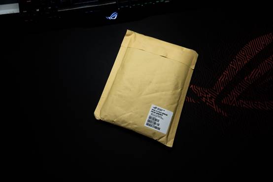 rogstrix雷鹰850g测评,rogstrix雷鹰550w