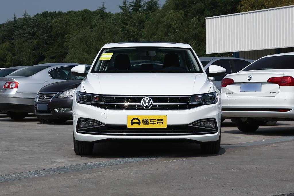 连丈母娘都说好的一台车!体验大众宝来,一台适合买菜的选手