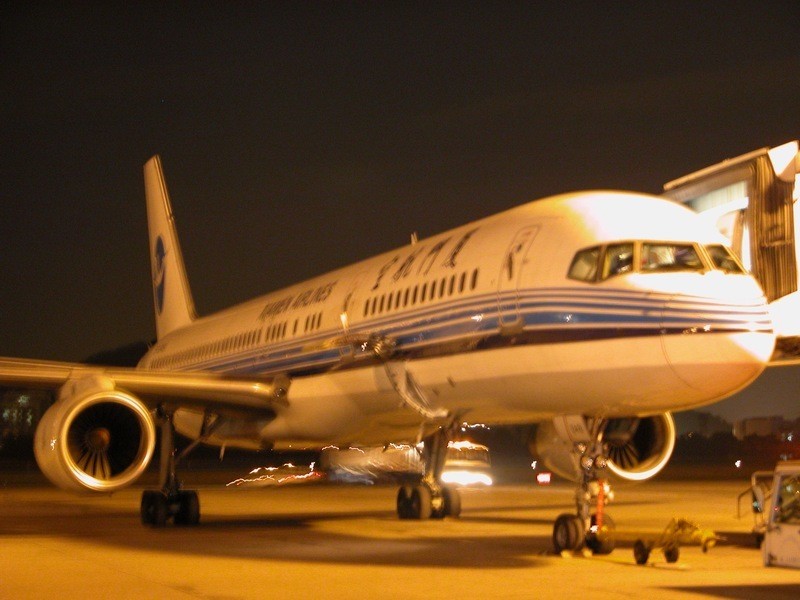 为什么聪明的人不坐晚上的航班呢,坐飞机为什么不要选择晚上的航班