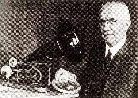 留声机是怎样留住声音的,留声机到底是怎么留住声音的