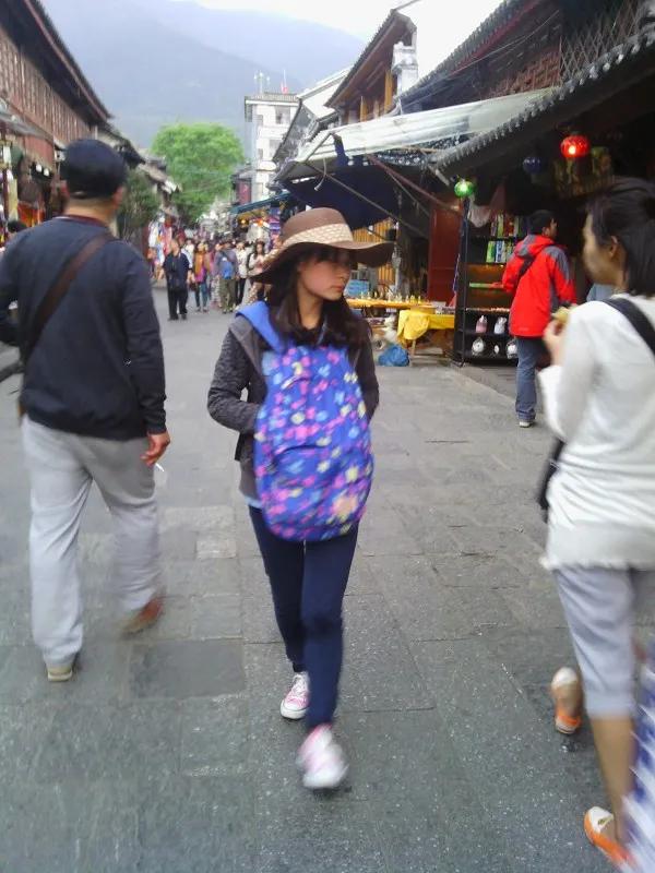 十年后农村女孩逆袭成为女总,一个农村姑娘的十年从乡村到城市