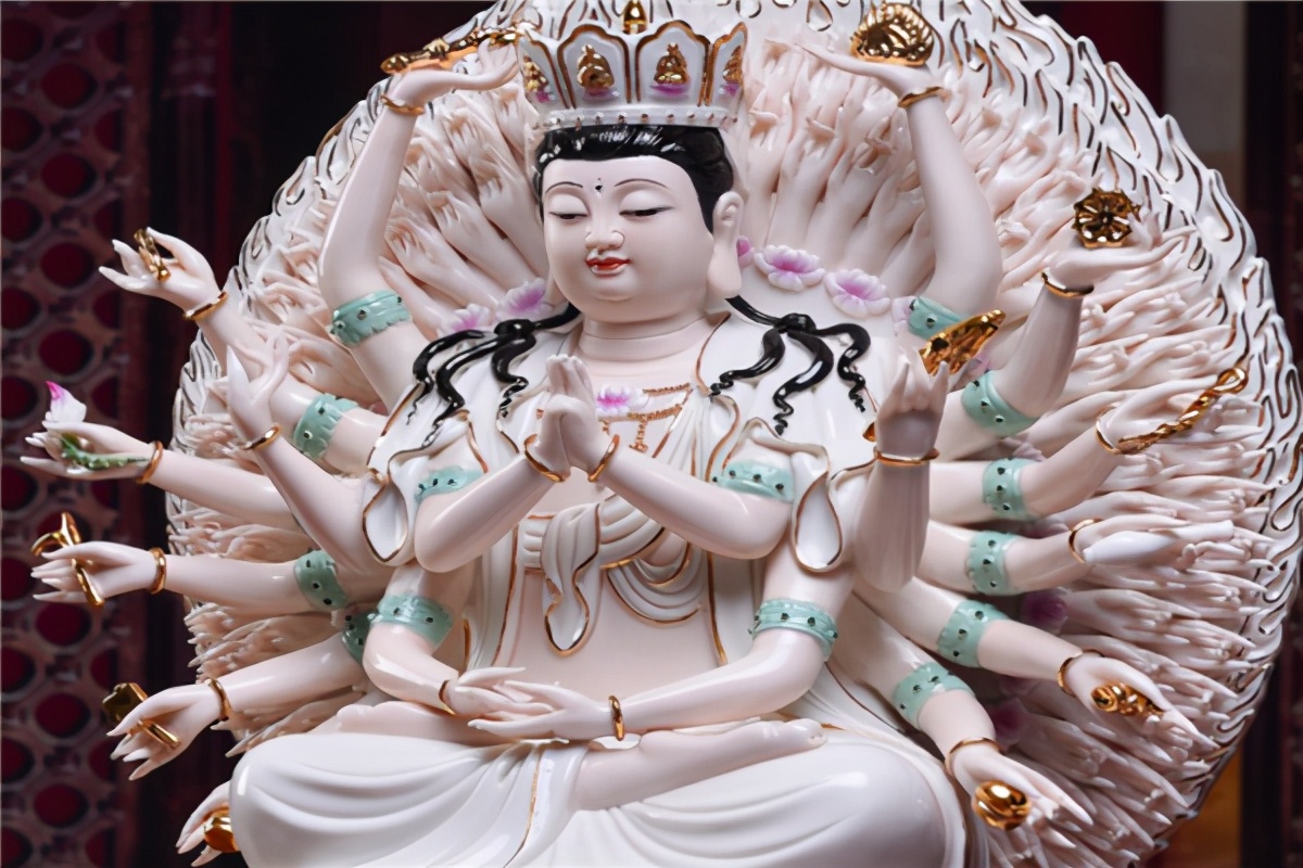 十二生肖的守护神是哪尊菩萨,12生肖神兽守护神都有什么