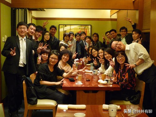 尚左尊东的座次,尚左尊东怎么解释