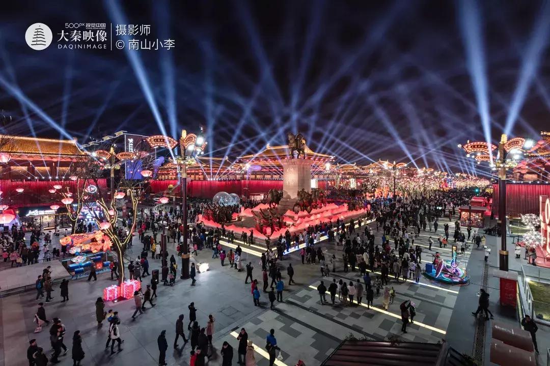 西安地铁大雁塔管控,西安地铁北大街站早晚高峰客流量