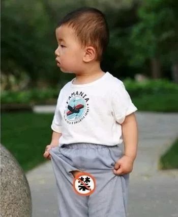 亲爹在高铁上猥亵女儿，不是父爱是下流！