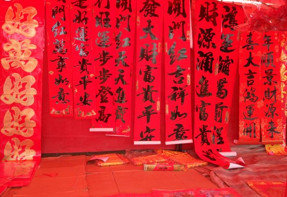 寄情于山水之间的唯美古诗词,寄情山水悠闲自得的诗词