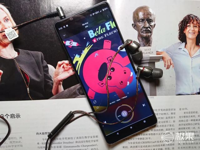 每秒120张连拍索尼a93,索尼xperia1ii120倍变焦