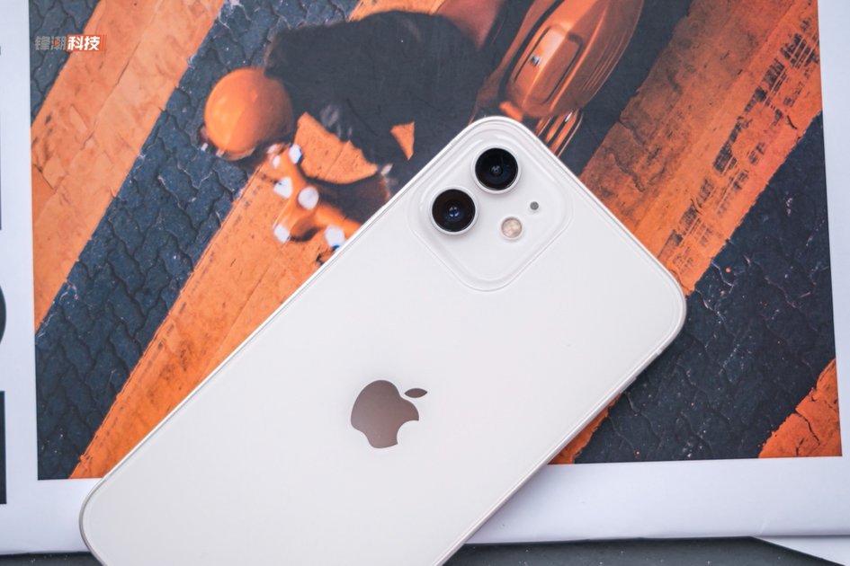 荣耀亿级像素vs苹果国民神机，谁的影像能力更出众？