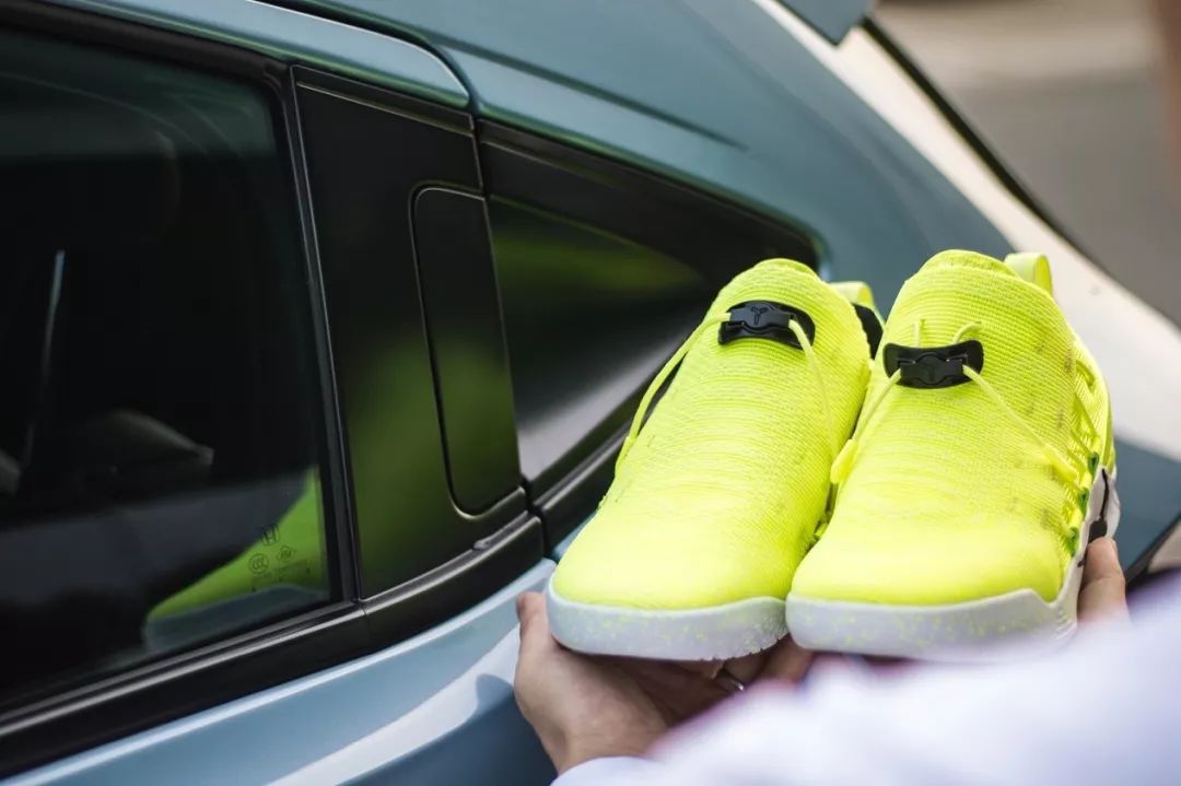 潮鞋与机车,潮鞋和跑车