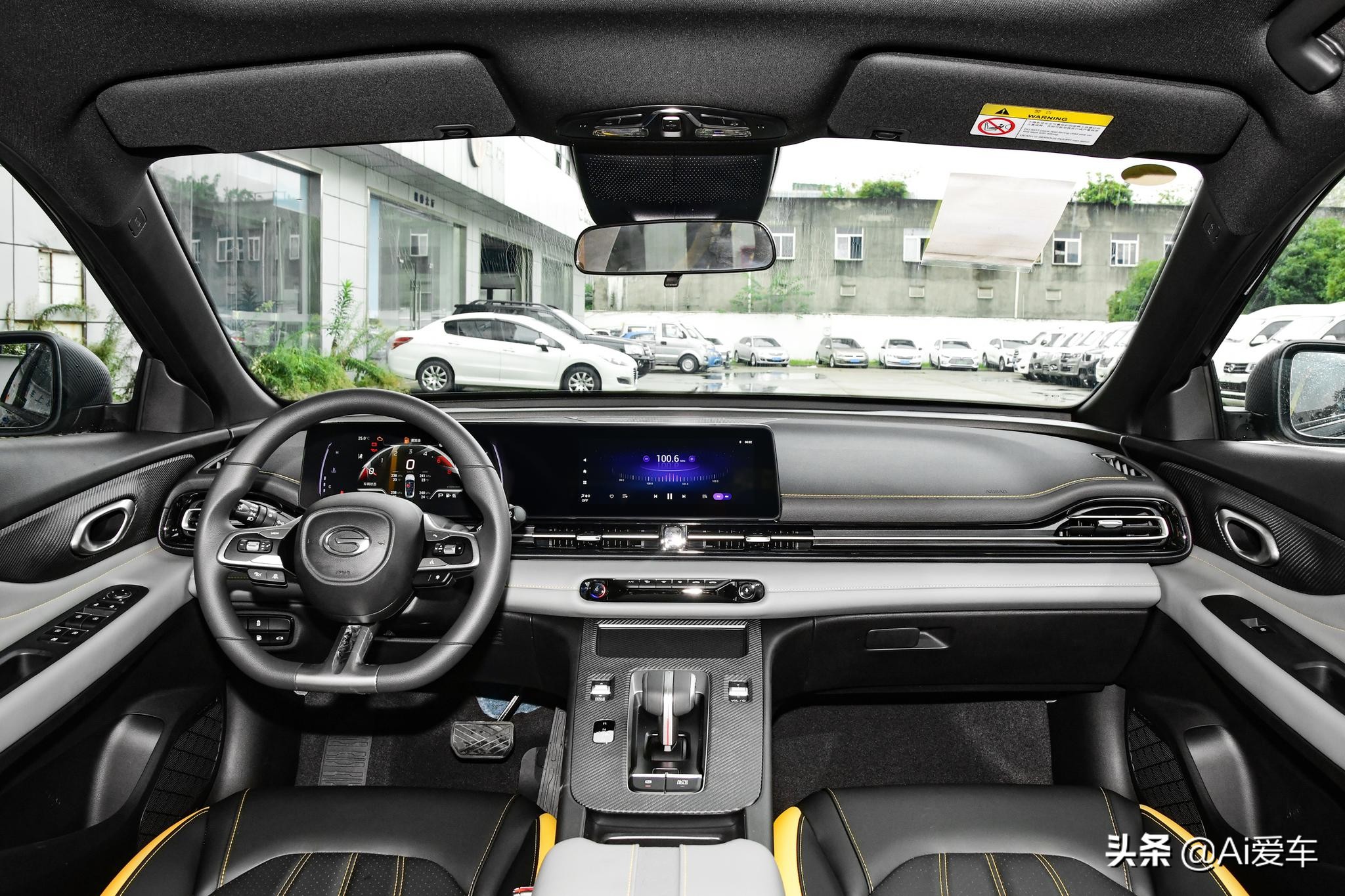 传祺影豹j16苏神版优惠多少,广汽传祺影豹和名爵5对比