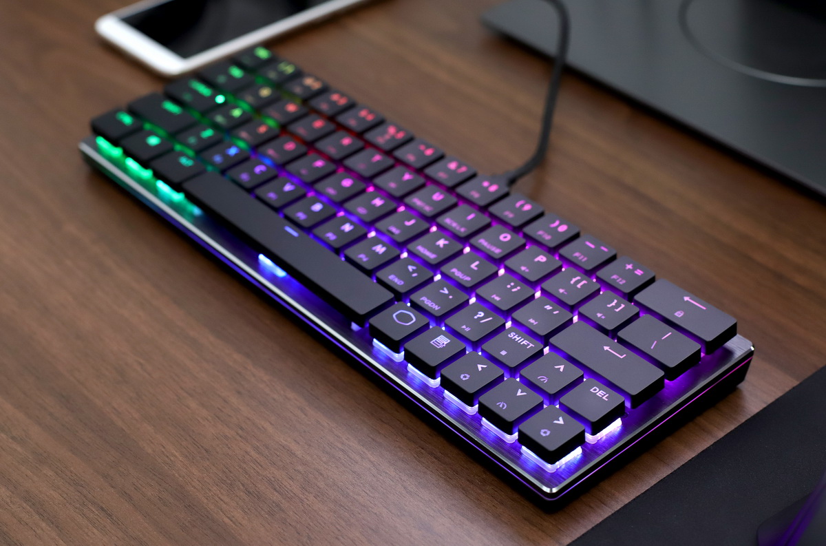 《GWT报告篇18》想法多玩法多，酷冷SK621体验与手感测试报告