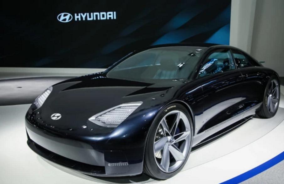 车企在进博会拿出真实力，比价值2.5亿元的黑钻更值得一看