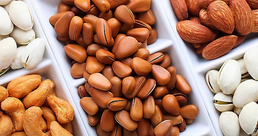 有关于甲状腺病人的饮食注意事项,甲状腺疾病患者这些食物要适量吃