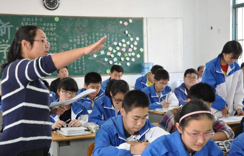 学生上课经常瞌睡该怎么办,学生上课犯困的解决方法