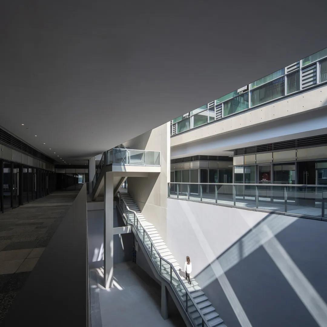 深圳西部崛起湾区超级新城,深圳头部商业综合体