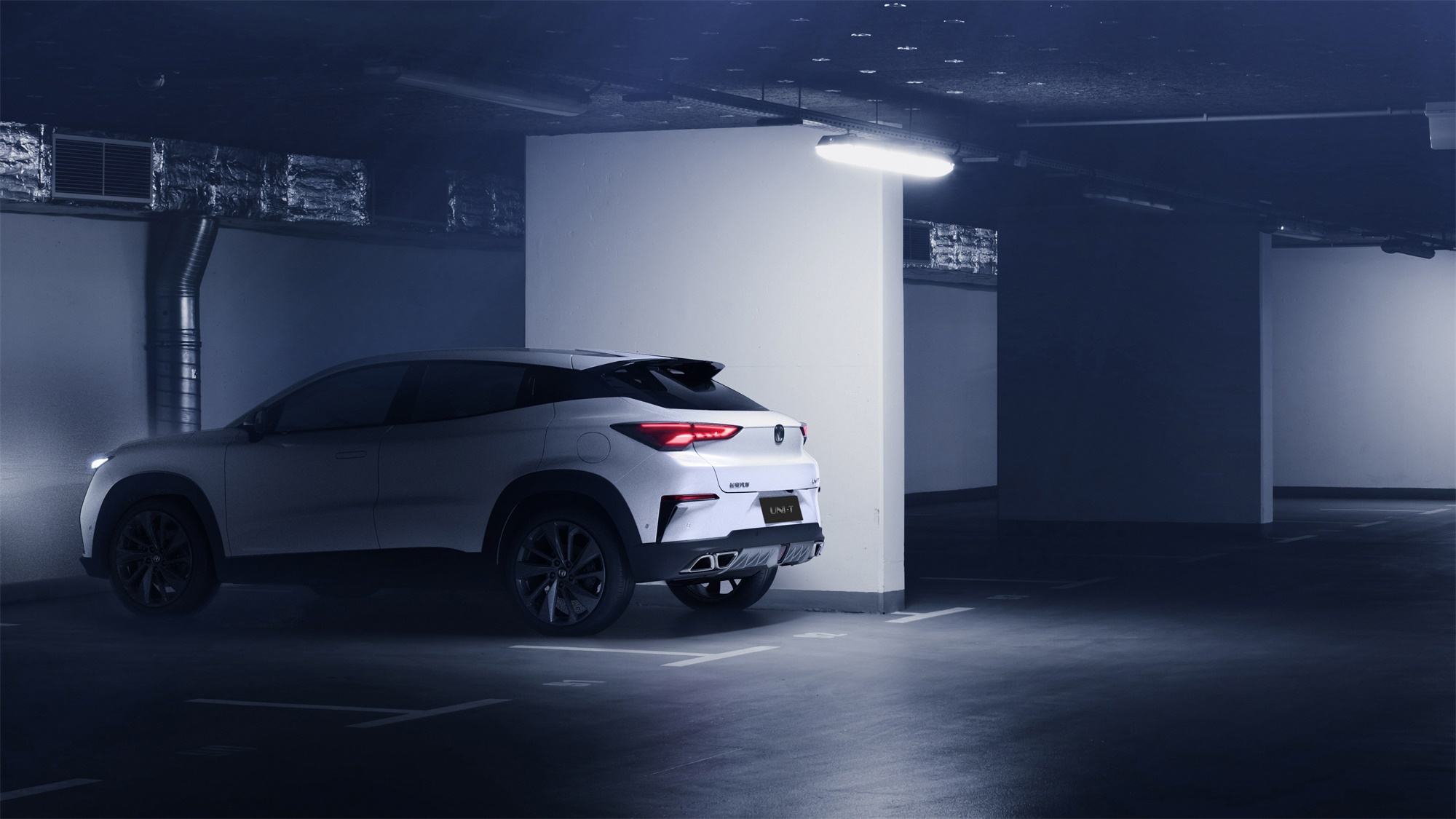 等车来,等车的时候你们都在想什么