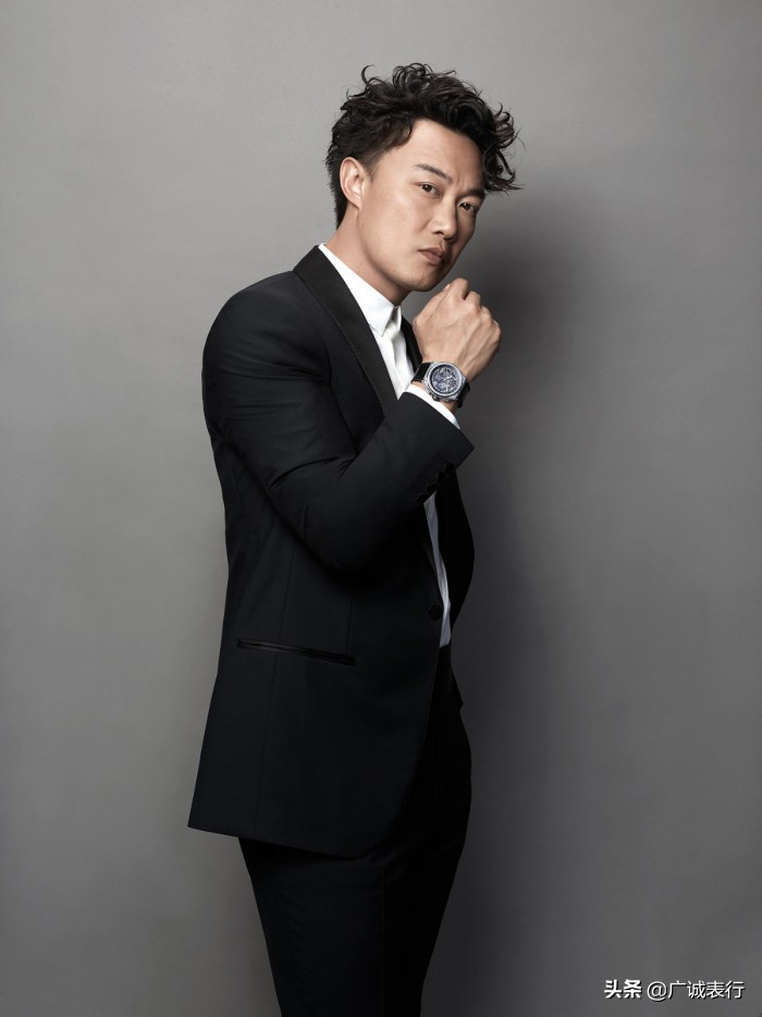 真力时陈奕迅,真力对比罗杰之声