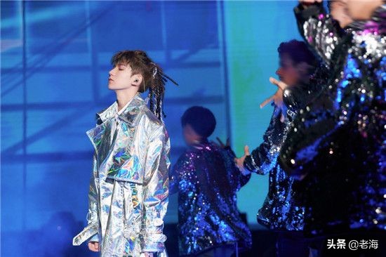 郭京飞评价王源,王源和郭京飞来到快乐大本营