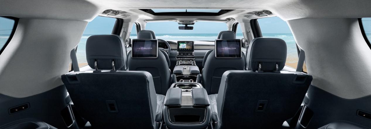 内饰豪华的林肯轿车,最新款林肯领航员内饰