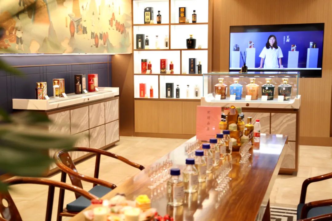 新零售、新形象：华南首家茅台酱香系列酒体验中心深圳开业