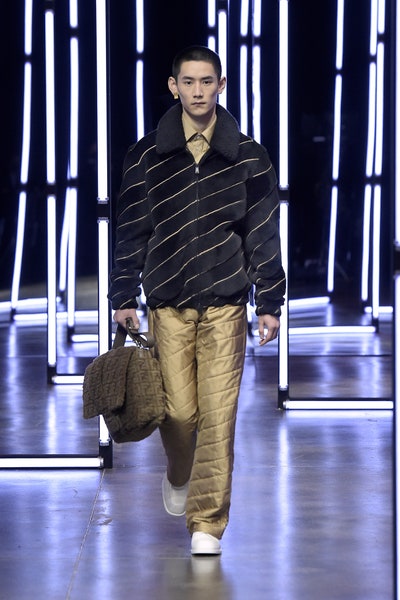 芬迪fendi2021男装,fendi芬迪2023春夏男装时装秀