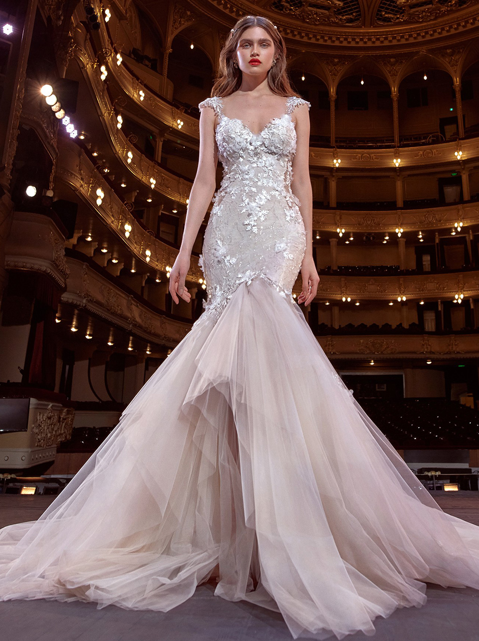 婚纱高级质感外国,浪漫高级感婚纱