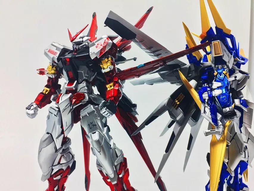 红蓝CP和红蓝buff,红蓝异端mg同款