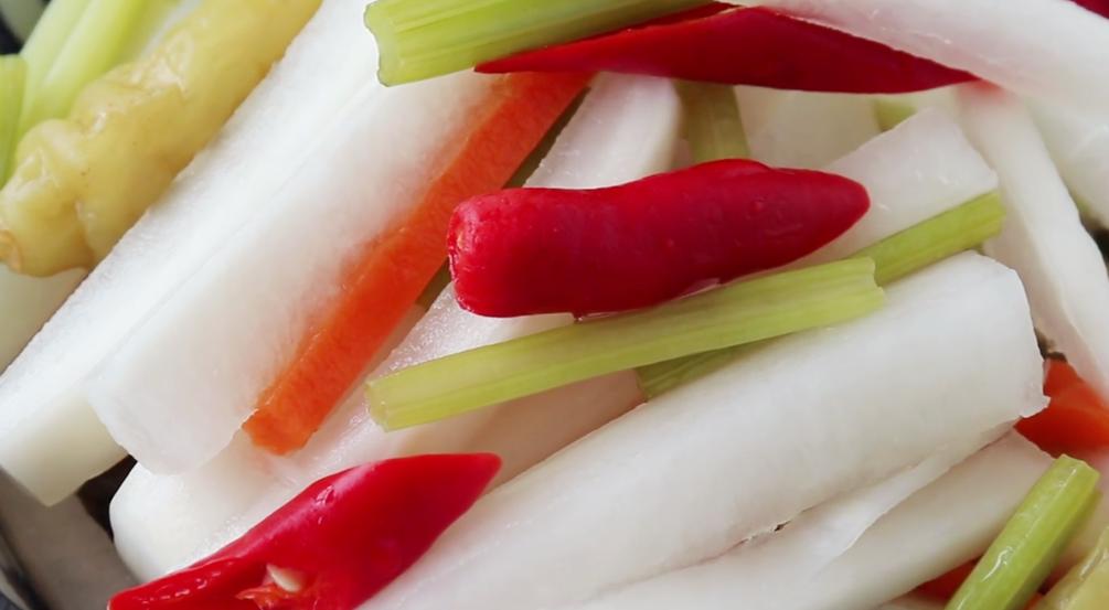 饭店的泡椒萝卜条为什么那么好吃，教你这小妙招，天天吃都不会腻