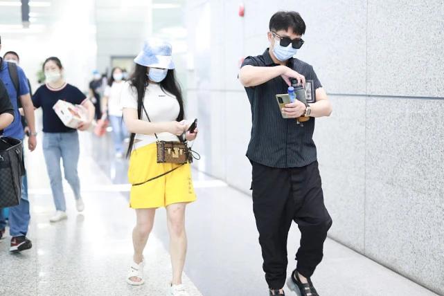 邹市明同款衬衫,邹市明时尚大片