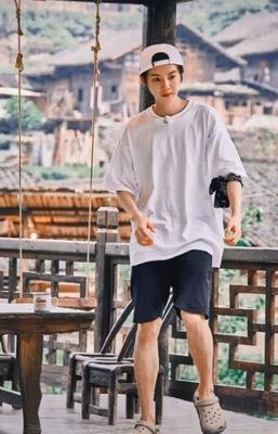 胡歌王彦霖,王彦霖被p图