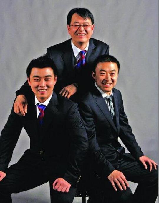 业余横板快攻弧圈打法底板推荐,直板横打胶皮推荐性价比高