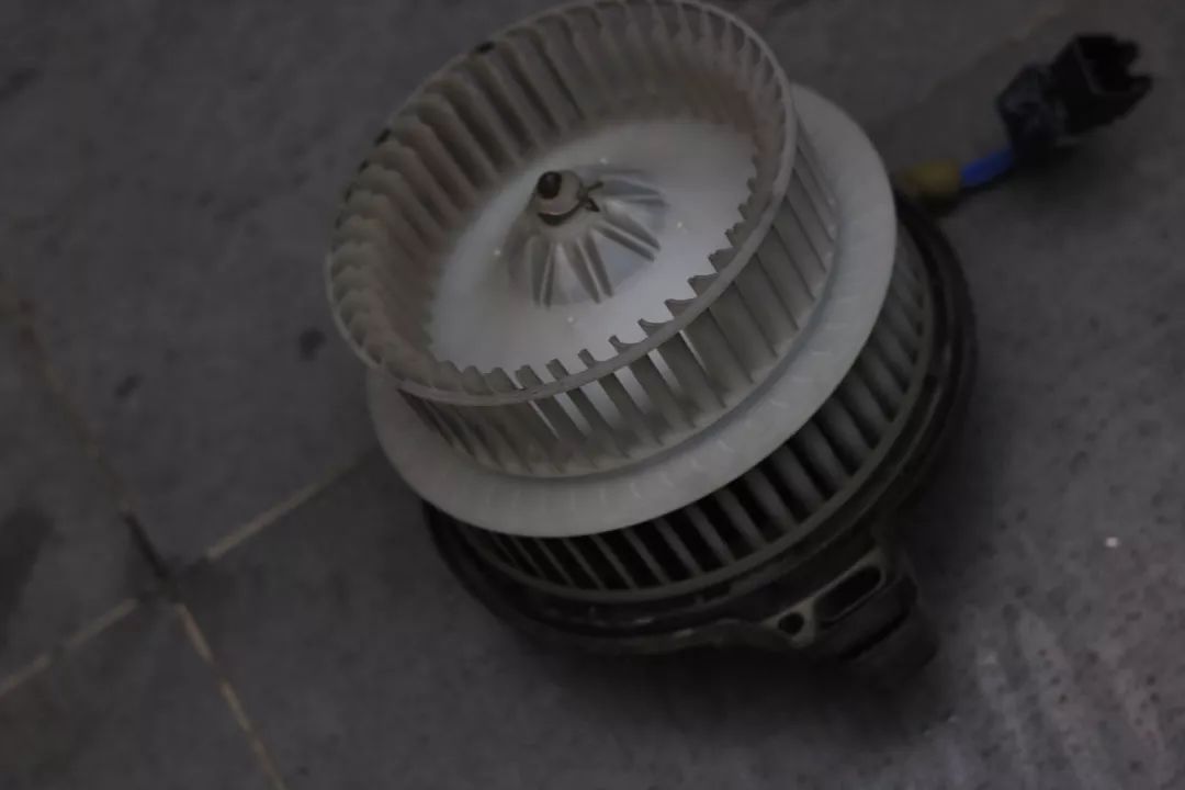 怪兽修车翻新,怪兽修车老车翻新