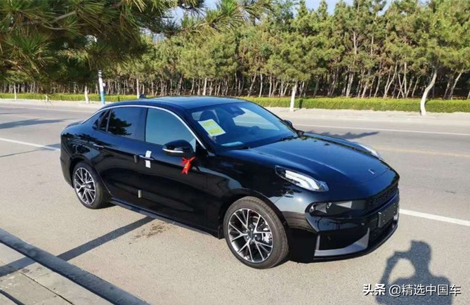 领克03改装大鲍鱼刹车卡钳罩，网友：成事不足败事有余