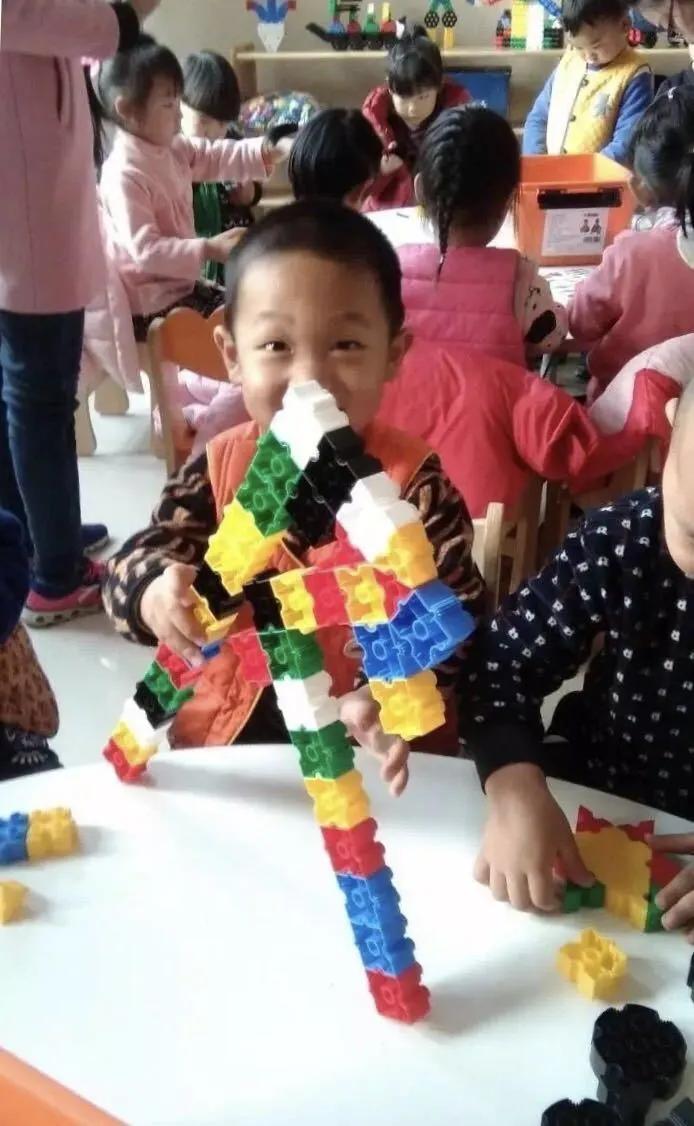 鸿容幼儿园怎么样,郑州鸿容幼儿园